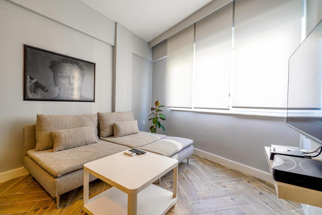 Flat Near In Muratpasa
